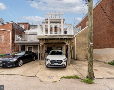 1005 Light Street - Photo Thumbnail 30
