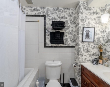 1005 Light Street - Photo Thumbnail 19