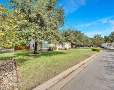 2608 Chowan Way - Photo Thumbnail 35