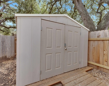 2608 Chowan Way - Photo Thumbnail 37