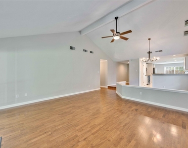 2608 Chowan Way - Photo Thumbnail 2