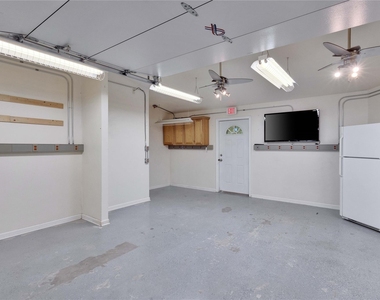 2608 Chowan Way - Photo Thumbnail 26