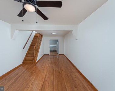 416 E Cross Street - Photo Thumbnail 14
