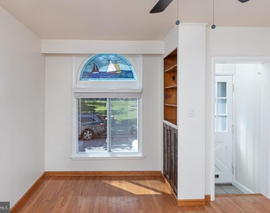 416 E Cross Street - Photo Thumbnail 10