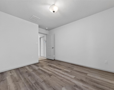 125 Caterpillar Ln - Photo Thumbnail 10