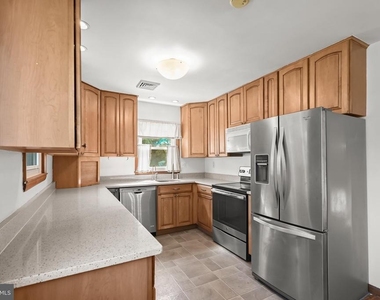 480 Brightwood Road - Photo Thumbnail 16