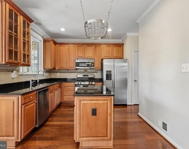 2474 Cheyenne Drive - Photo Thumbnail 6