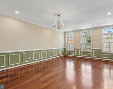 2474 Cheyenne Drive - Photo Thumbnail 2