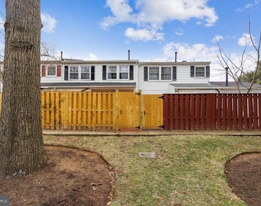 1705 Gunwood Place - Photo Thumbnail 34