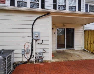 1705 Gunwood Place - Photo Thumbnail 32