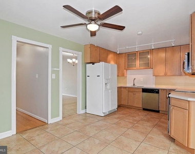 1467 Chatham Court - Photo Thumbnail 7