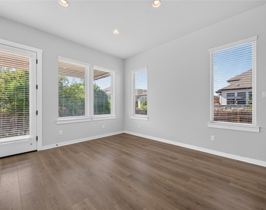 1330 Stone Manor Trail - Photo Thumbnail 19