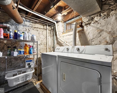 29 Sycamore Street - Photo Thumbnail 16