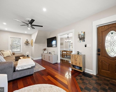 29 Sycamore Street - Photo Thumbnail 2