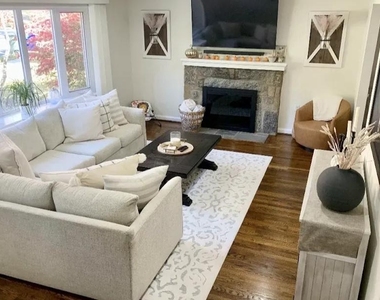 1254 Faun Road - Photo Thumbnail 1