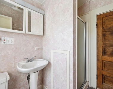 3205 Guadalupe St - Photo Thumbnail 15