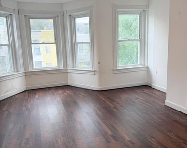 739 Morton Street Nw - Photo Thumbnail 10
