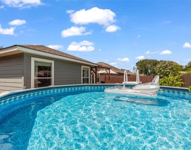 3004 Don Hill Ln - Photo Thumbnail 36