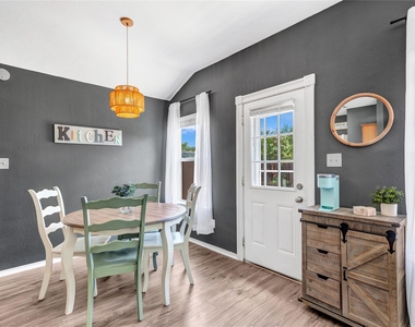 3004 Don Hill Ln - Photo Thumbnail 5