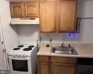 1408 Perry Place Nw - Photo Thumbnail 4