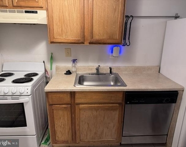 1408 Perry Place Nw - Photo Thumbnail 3