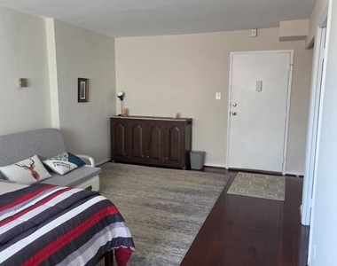 1420 N N Street Nw - Photo Thumbnail 19