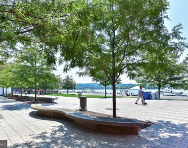1000 New Jersey Avenue Se - Photo Thumbnail 40