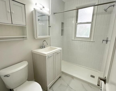 4004 Beecher Street Nw - Photo Thumbnail 14