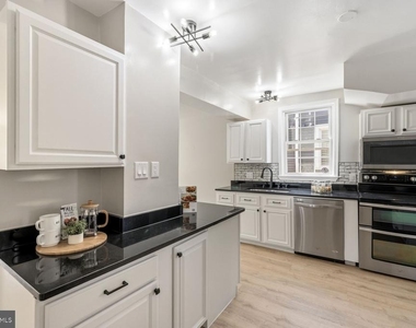 4037 22nd Street Ne - Photo Thumbnail 19