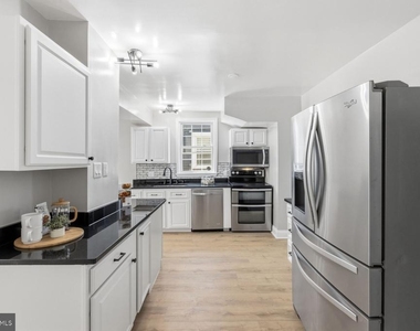 4037 22nd Street Ne - Photo Thumbnail 18