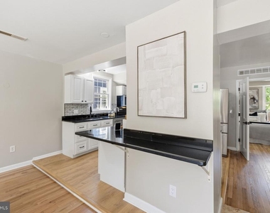 4037 22nd Street Ne - Photo Thumbnail 21