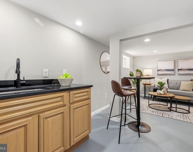 4037 22nd Street Ne - Photo Thumbnail 54
