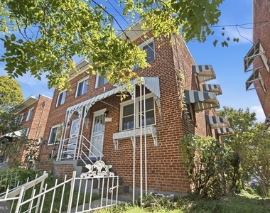 4229 Fort Dupont Terrace Se - Photo Thumbnail 2