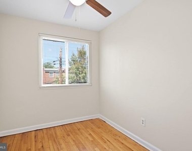 4229 Fort Dupont Terrace Se - Photo Thumbnail 13