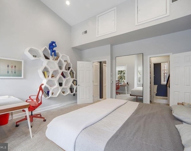 1443 W Nw - Photo Thumbnail 16