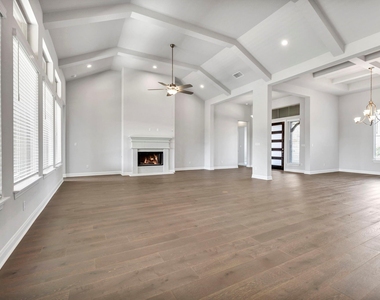 280 Wellborn Rd - Photo Thumbnail 4