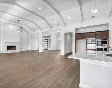 280 Wellborn Rd - Photo Thumbnail 8