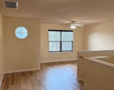 1309 Ascot St - Photo Thumbnail 12