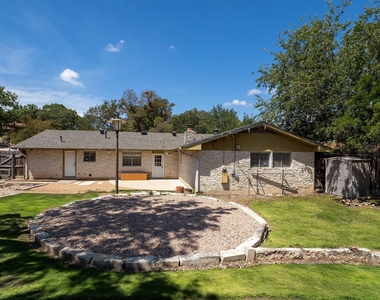 11907 Hornsby St - Photo Thumbnail 29