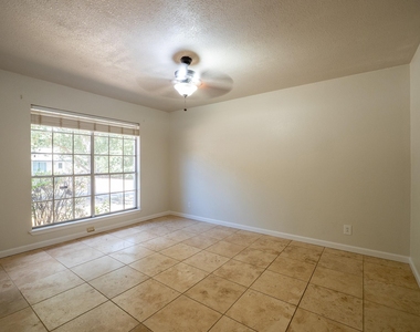 11907 Hornsby St - Photo Thumbnail 24
