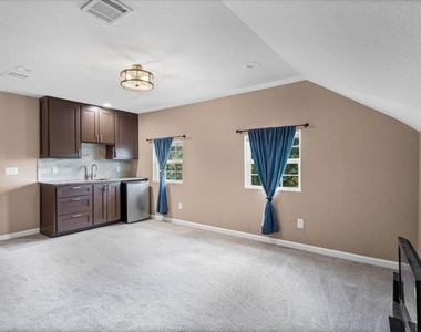 13026 Titus Ct - Photo Thumbnail 16