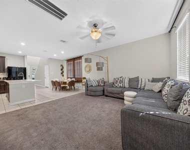 11833 Sandy Lodge Ct - Photo Thumbnail 7
