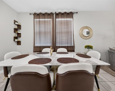 11833 Sandy Lodge Ct - Photo Thumbnail 15
