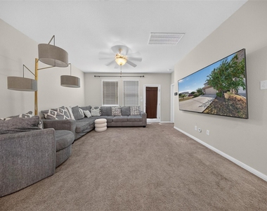11833 Sandy Lodge Ct - Photo Thumbnail 5