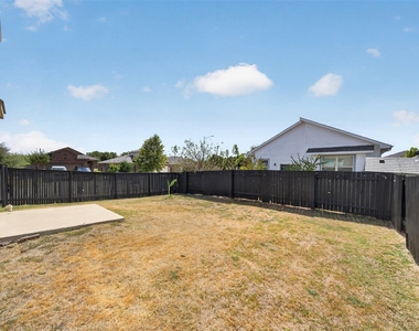 11833 Sandy Lodge Ct - Photo Thumbnail 31
