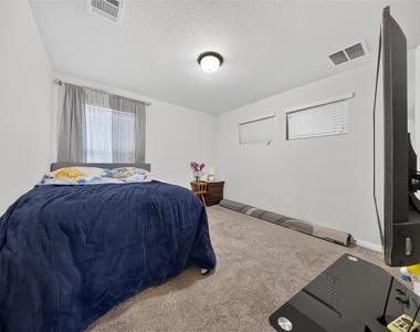 11833 Sandy Lodge Ct - Photo Thumbnail 19