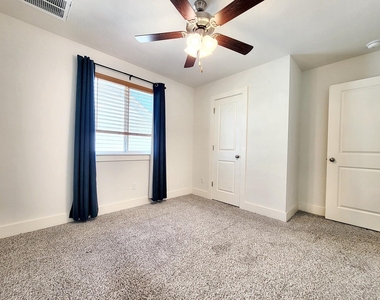 130 Furlong Dr - Photo Thumbnail 18