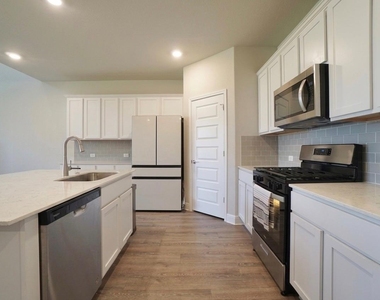 16716 Casa Anna Dr - Photo Thumbnail 7