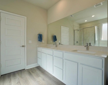16716 Casa Anna Dr - Photo Thumbnail 13