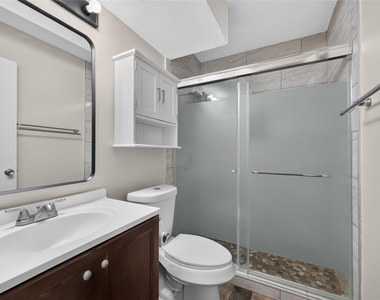 910 Duncan Ln - Photo Thumbnail 18